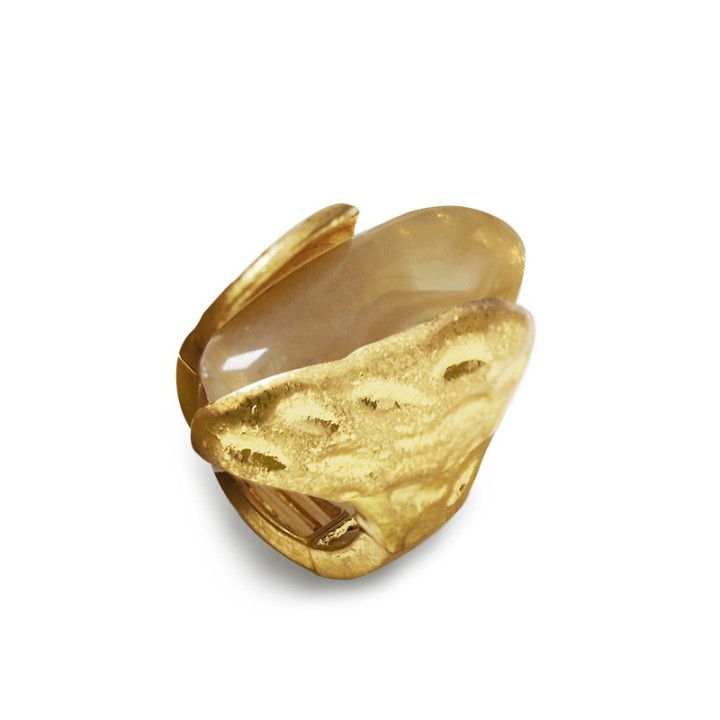 Grande Anello Elastico A Mandorla Beige con Pietra In Resina